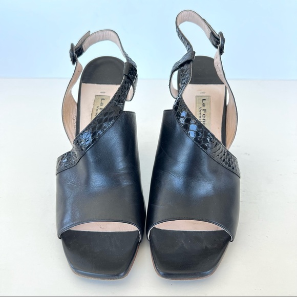 LA FENICE VENEZIA Black w Snake Trim Leather Side Buckle Sandals Wedges Sz 8 1/2 - Picture 2 of 10